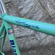 Carica l'immagine nel visualizzatore di Gallery, Bianchi Megatube Titanium