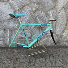 Carica l'immagine nel visualizzatore di Gallery, Bianchi Megatube Titanium