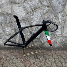Load image into Gallery viewer, Trek Madone SLR 7 Disc