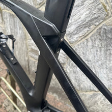 Load image into Gallery viewer, Trek Madone SLR 7 Disc