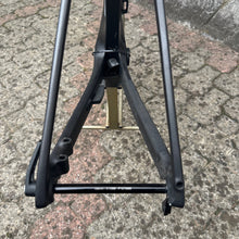 Load image into Gallery viewer, Trek Madone SLR 7 Disc