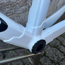 Load image into Gallery viewer, Colnago C64