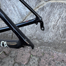 Carica l'immagine nel visualizzatore di Gallery, Trek Emonda SL8 H2