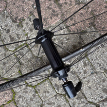 Carica l'immagine nel visualizzatore di Gallery, Mavic Cosmic Carbon PRO SL UST
