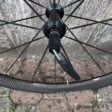 Carica l'immagine nel visualizzatore di Gallery, Mavic Cosmic Carbon PRO SL UST
