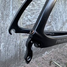 Load image into Gallery viewer, Pinarello Dogma F10
