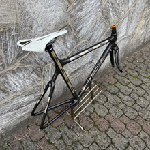 Load image into Gallery viewer, C4 Vyrus