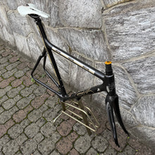 Load image into Gallery viewer, C4 Vyrus