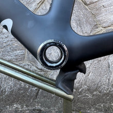 Carica l'immagine nel visualizzatore di Gallery, Pinarello Dogma F8