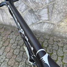Carica l'immagine nel visualizzatore di Gallery, Pinarello Dogma F8