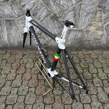 Load image into Gallery viewer, Colnago C60