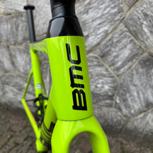 Load image into Gallery viewer, Bmc Team Machine SLR01