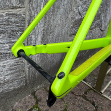 Load image into Gallery viewer, Bmc Team Machine SLR01