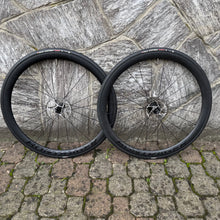 Load image into Gallery viewer, Bontrager Aeolus PRO 37