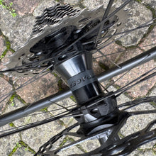 Load image into Gallery viewer, Bontrager Aeolus PRO 37