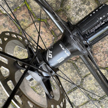 Carica l'immagine nel visualizzatore di Gallery, DT Swiss RC38C db SPLINE