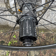 Carica l'immagine nel visualizzatore di Gallery, DT Swiss RC38C db SPLINE