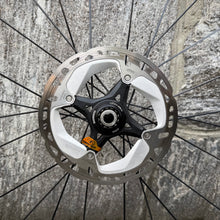 Carica l'immagine nel visualizzatore di Gallery, DT Swiss RC38C db SPLINE