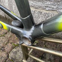 Load image into Gallery viewer, Colnago C40 B-Stay