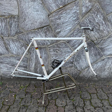 Carica l'immagine nel visualizzatore di Gallery, Malagnini 70s italian handmande