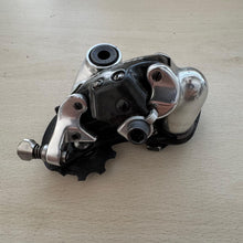 Carica l'immagine nel visualizzatore di Gallery, Campagnolo Record Titanium 10s