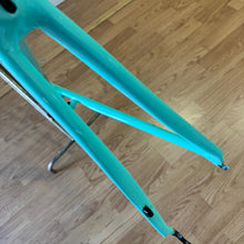 Load image into Gallery viewer, Bianchi Specialissima CV