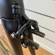 Carica l'immagine nel visualizzatore di Gallery, Colnago Concept