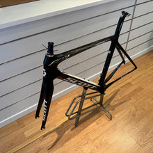 Carica l'immagine nel visualizzatore di Gallery, Scott Foil
