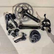 Carica l'immagine nel visualizzatore di Gallery, Campagnolo Record Titanium 10s