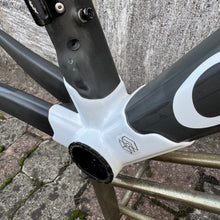 Load image into Gallery viewer, Colnago C64