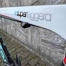 Carica l'immagine nel visualizzatore di Gallery, Bianchi 928 Superleggera - 125 Anniversary