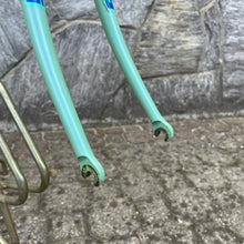 Carica l'immagine nel visualizzatore di Gallery, Bianchi Campione del Mondo