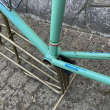 Carica l'immagine nel visualizzatore di Gallery, Bianchi Campione del Mondo