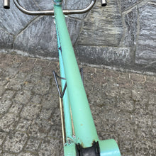 Carica l'immagine nel visualizzatore di Gallery, Bianchi Campione del Mondo