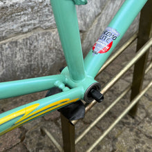 Carica l'immagine nel visualizzatore di Gallery, Bianchi Chromo Lite Reparto Corse