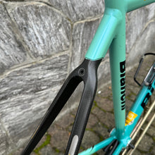 Carica l'immagine nel visualizzatore di Gallery, Bianchi SL3 AluCarbon