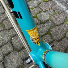 Carica l'immagine nel visualizzatore di Gallery, Bianchi SL3 AluCarbon