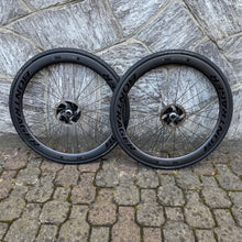 Carica l'immagine nel visualizzatore di Gallery, Bontrager Aeolus Pro 5 Disc