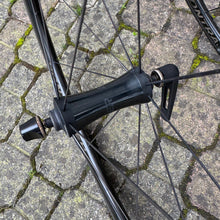 Carica l'immagine nel visualizzatore di Gallery, Bontrager Aeolus XXX 2 TLR