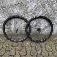 Carica l'immagine nel visualizzatore di Gallery, Bontrager Aeolus XXX 2 TLR