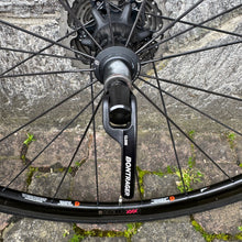 Carica l'immagine nel visualizzatore di Gallery, Bontrager Aeolus XXX 2 TLR