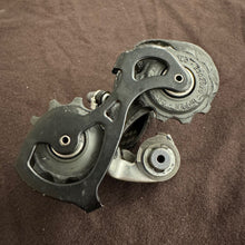 Carica l'immagine nel visualizzatore di Gallery, Campagnolo Record Titanium