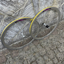 Load image into Gallery viewer, Campagnolo Shamal