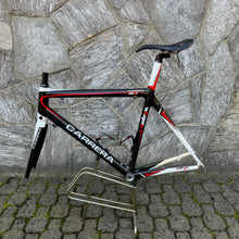 Carica l'immagine nel visualizzatore di Gallery, Carrera Veleno