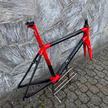 Load image into Gallery viewer, Colnago C64