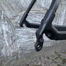 Load image into Gallery viewer, Colnago C64