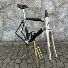 Carica l'immagine nel visualizzatore di Gallery, Colnago C64