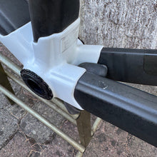 Carica l'immagine nel visualizzatore di Gallery, Colnago C64