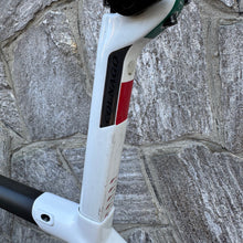 Carica l'immagine nel visualizzatore di Gallery, Colnago C64