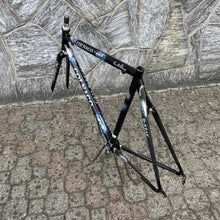 Load image into Gallery viewer, Colnago Dream B-Stay